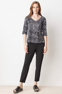 Liv Shaped V Neck Print Blouse