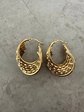 Load image into Gallery viewer, Basket Weave Earrings
