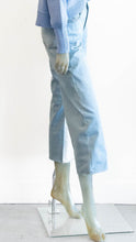Load image into Gallery viewer, Unpublished Wide Leg Crop Light Wash Jean
